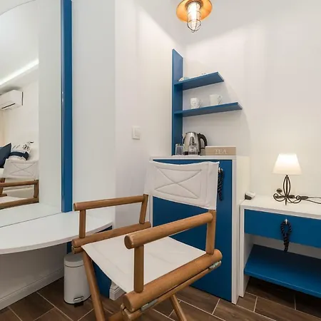 Blue Old Navy Rooms By Adex Travel Bed & Breakfast 4*