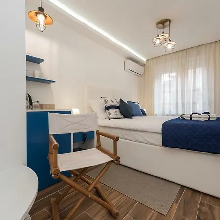 Blue Old Navy Rooms By Adex Travel Bed & Breakfast Zadar