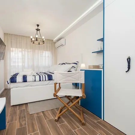 Blue Old Navy Rooms By Adex Travel 4*