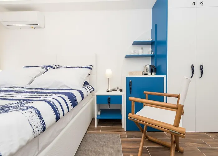 Blue Old Navy - Ae1094 Panzió 4*